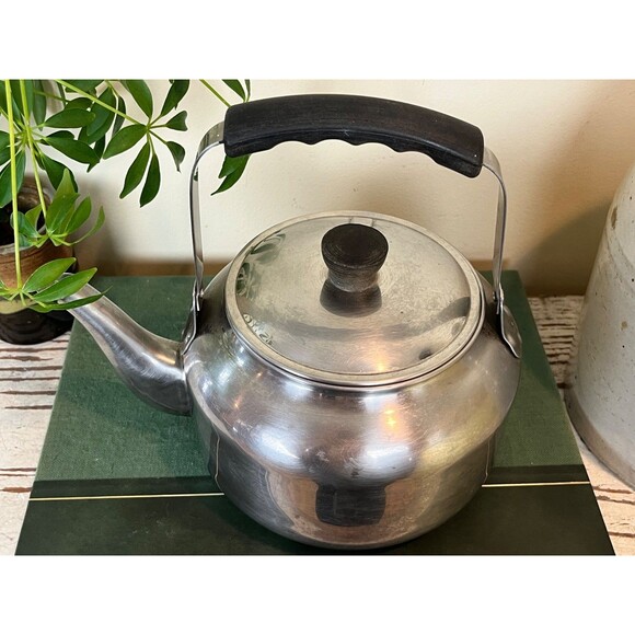 Vintage Progesssive Steel Teapot W/ Black Handle / Korea / Country Kitchen Home - Picture 9 of 13